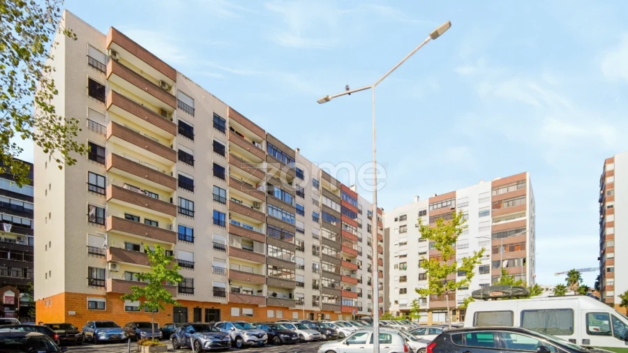 Apartamento T2 para Venda em Loures