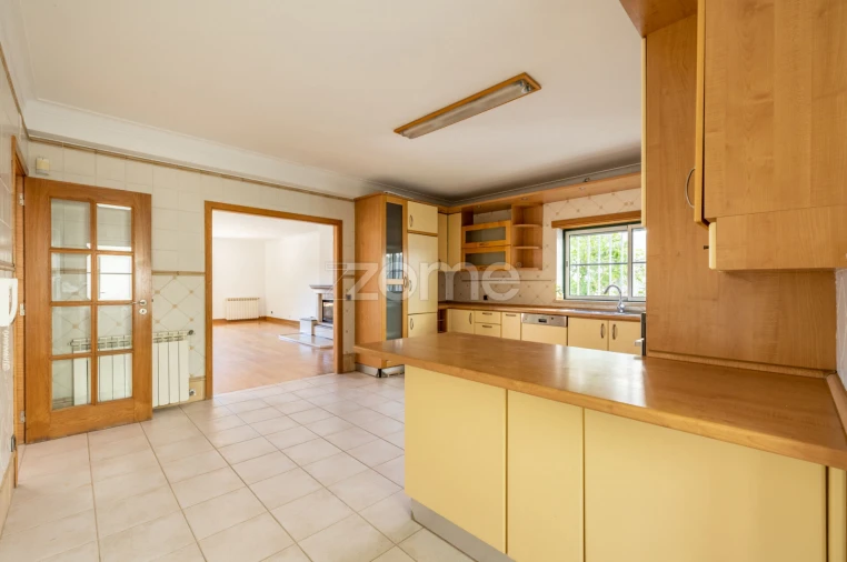 Moradia T5 para Venda em Leiria, Pousos, Barreira e Cortes Foto 16