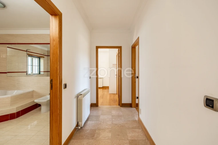 Moradia T5 para Venda em Leiria, Pousos, Barreira e Cortes Foto 20