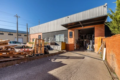 Terreno Comércio / Armazém para Venda em Leiria, Pousos, Barreira e Cortes