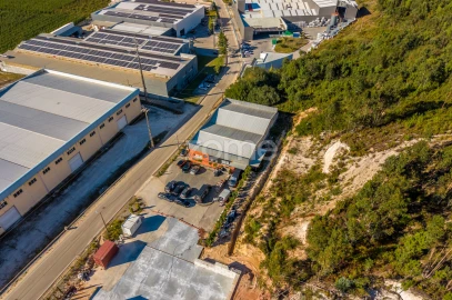 Terreno Comércio / Armazém para Venda em Leiria, Pousos, Barreira e Cortes
