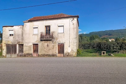 Moradia T3 para Venda em Vila Nova