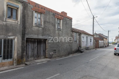 Moradia T3 para Venda em São João do Campo