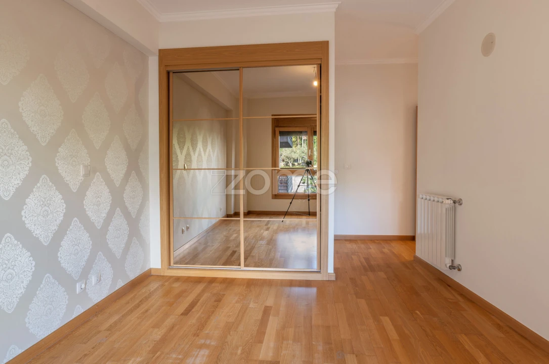 Apartamento T2 para Arrendamento em Odivelas Foto 21
