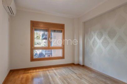 Apartamento T2 para Arrendamento em Odivelas