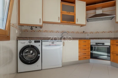 Apartamento T2 para Arrendamento em Odivelas