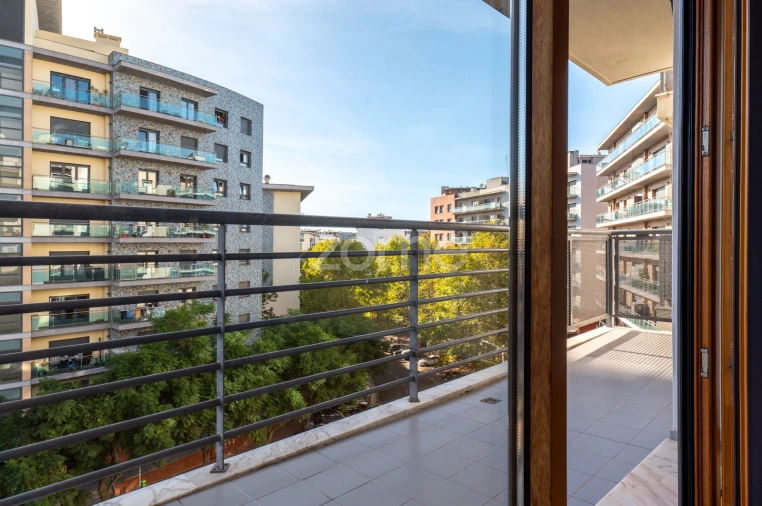 Apartamento T2 para Arrendamento em Odivelas Foto 10