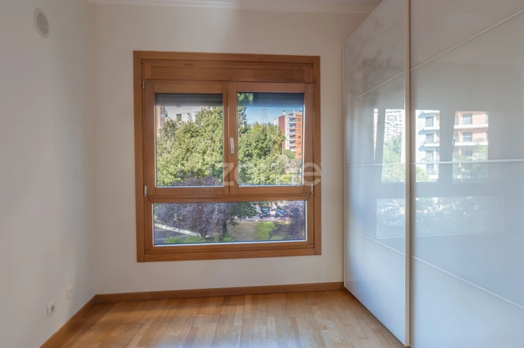Apartamento T2 para Arrendamento em Odivelas Foto 17