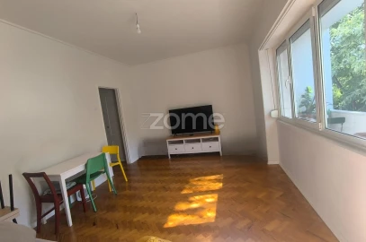 Apartamento T1 para Arrendamento em Avenidas Novas