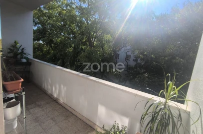 Apartamento T1 para Arrendamento em Avenidas Novas
