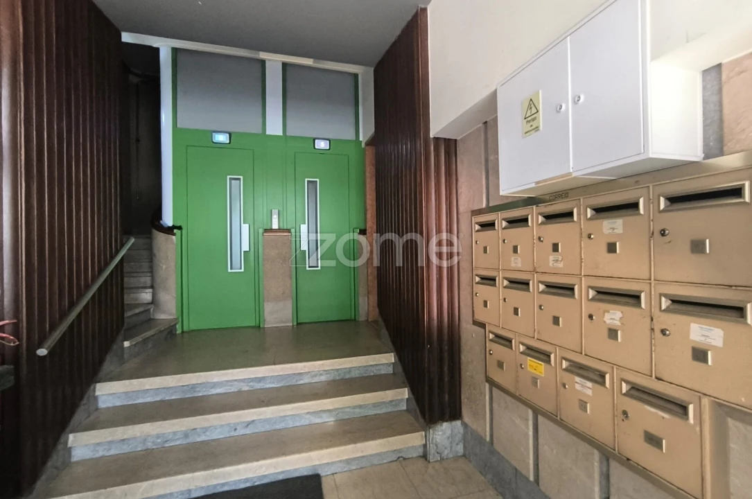 Apartamento T1 para Arrendamento em Avenidas Novas Foto 16