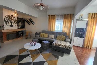 Apartamento T4 para Venda em São João Baptista e Santa Maria dos Olivais