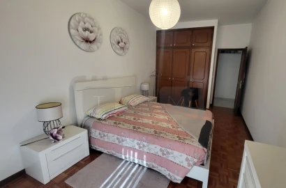 Apartamento T4 para Venda em São João Baptista e Santa Maria dos Olivais