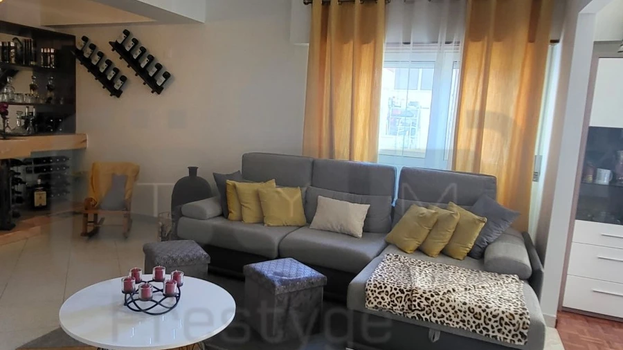 Apartamento T4 para Venda em São João Baptista e Santa Maria dos Olivais