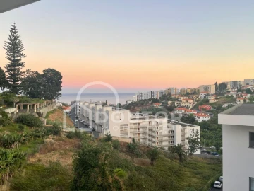 Apartamento T3 para Venda em Santo Antonio