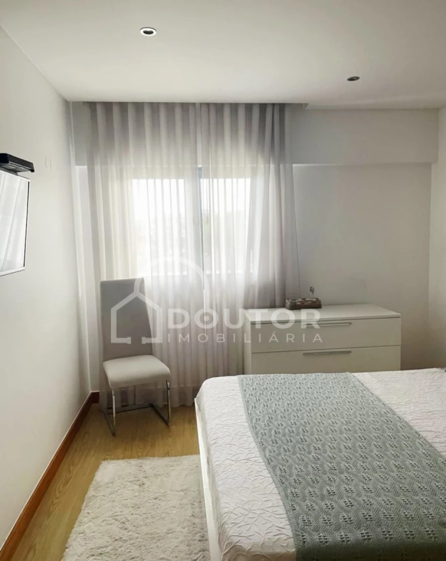 Apartamento T3 para Venda em Santo Antonio Foto 3