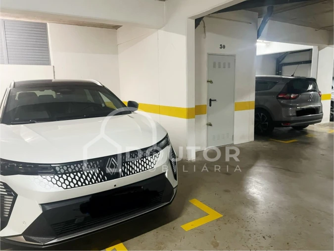 Apartamento T3 para Venda em Santo Antonio Foto 10