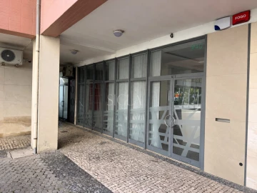 Escritório para Venda em Santa Marinha e São Pedro da Afurada