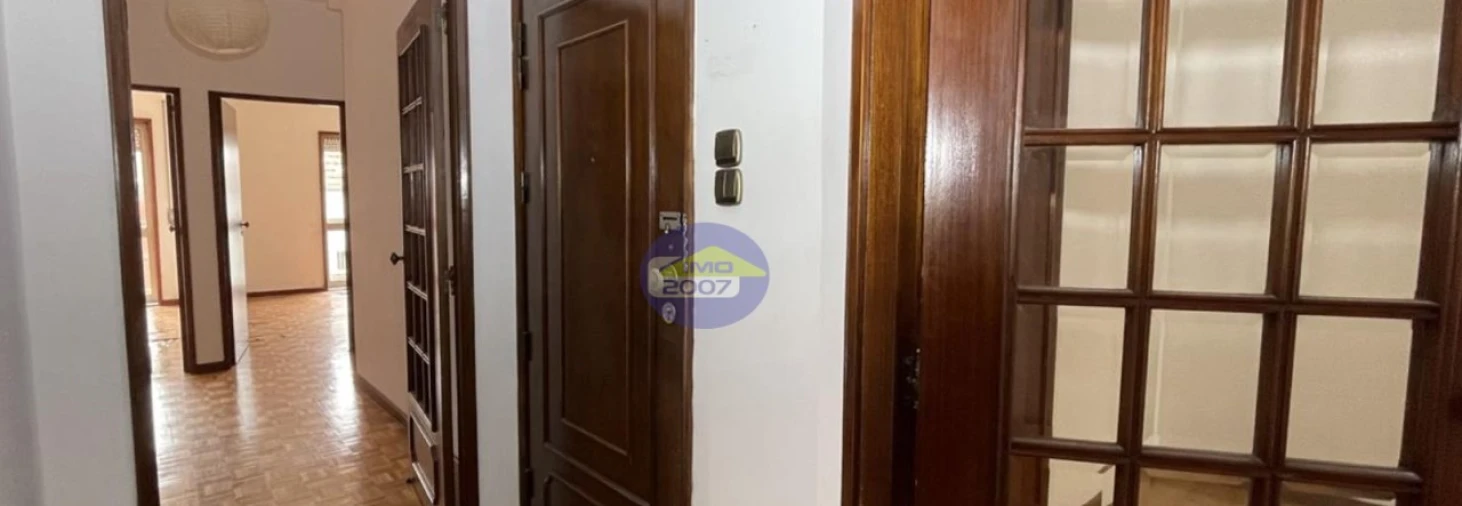 Apartamento T2 para Venda em Cedofeita, Santo Ildefonso, Sé, Miragaia, São Nicolau e Vitória Foto 7