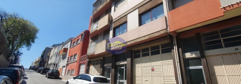Apartamento T2 para Venda em Paranhos