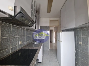 Apartamento T2 para Venda em Paranhos