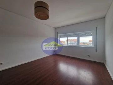Apartamento T2 para Venda em Paranhos