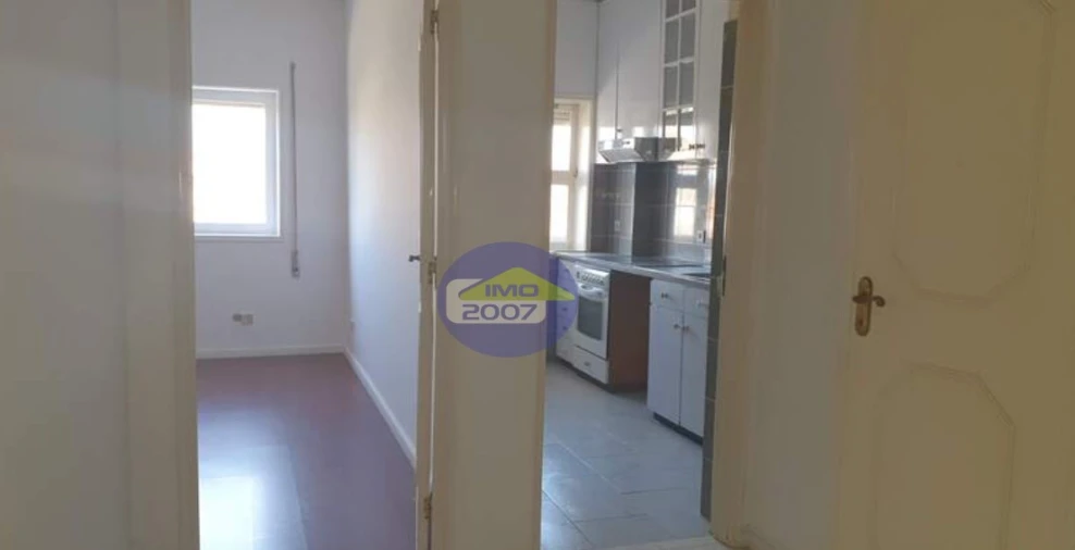 Apartamento T2 para Venda em Paranhos Foto 3