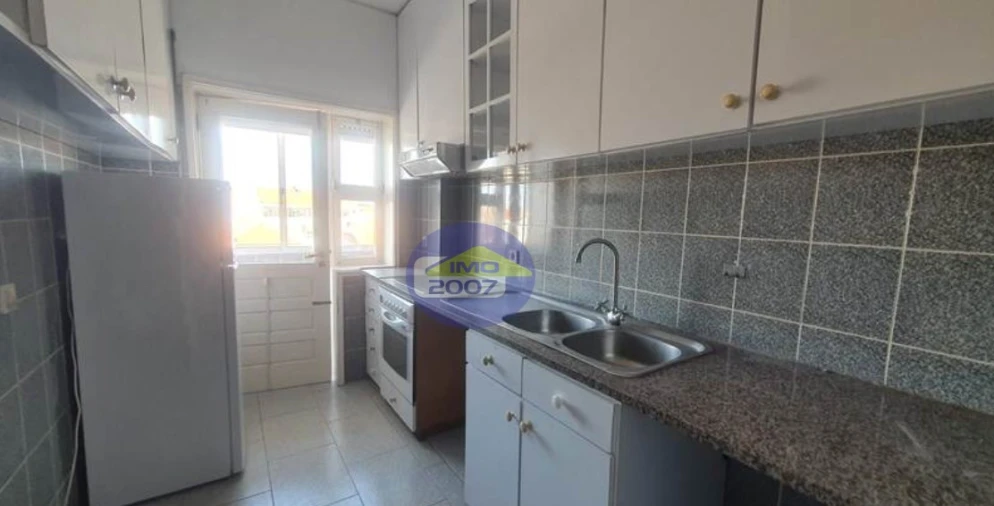 Apartamento T2 para Venda em Paranhos Foto 5