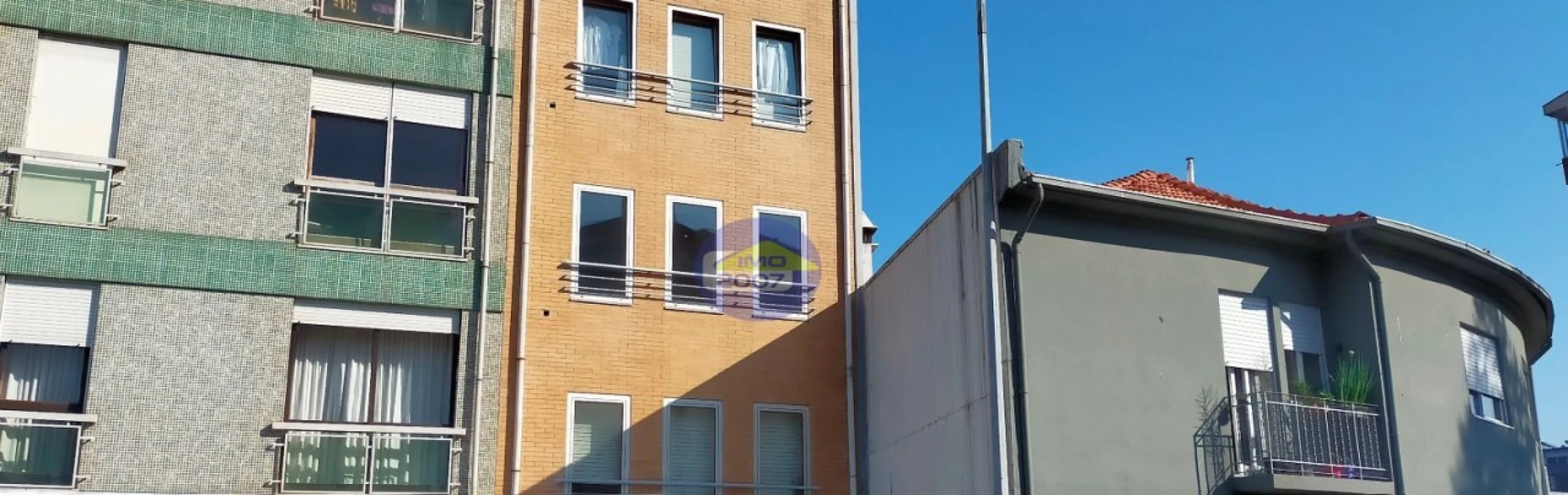 Apartamento T1 para Venda em Paranhos Foto 1