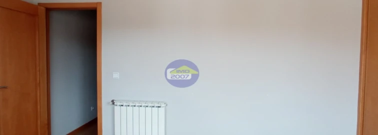 Apartamento T1 para Venda em Paranhos