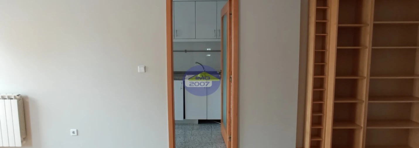 Apartamento T1 para Venda em Paranhos Foto 10