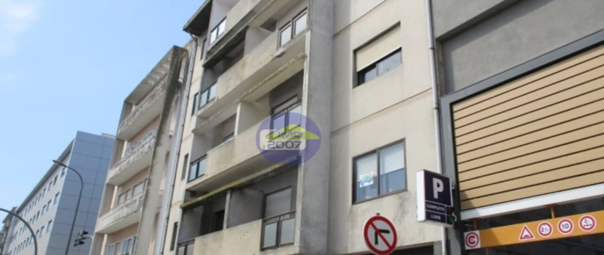 Apartamento T2 para Venda em Cedofeita, Santo Ildefonso, Sé, Miragaia, São Nicolau e Vitória Foto 2