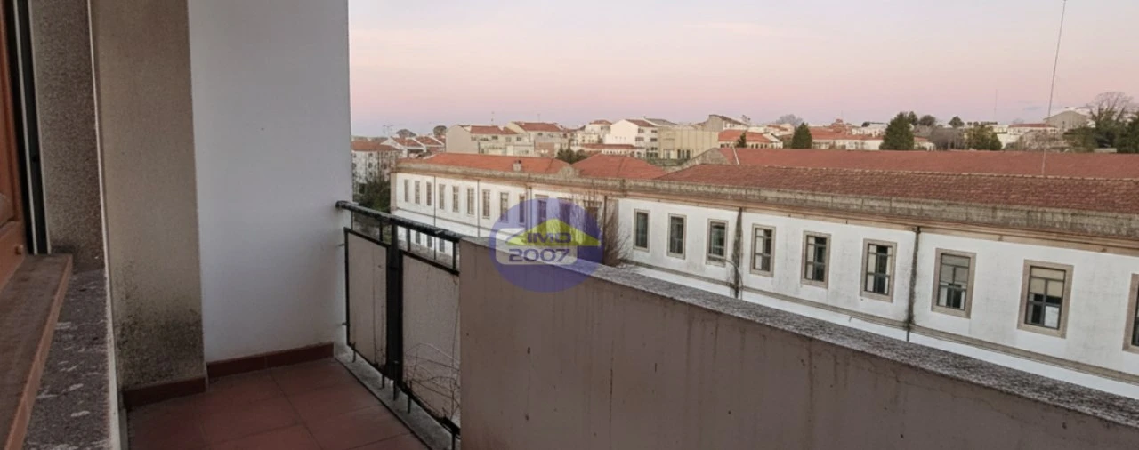 Apartamento T2 para Venda em Cedofeita, Santo Ildefonso, Sé, Miragaia, São Nicolau e Vitória Foto 16