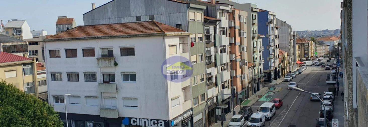 Apartamento T2 para Venda em Cedofeita, Santo Ildefonso, Sé, Miragaia, São Nicolau e Vitória Foto 3
