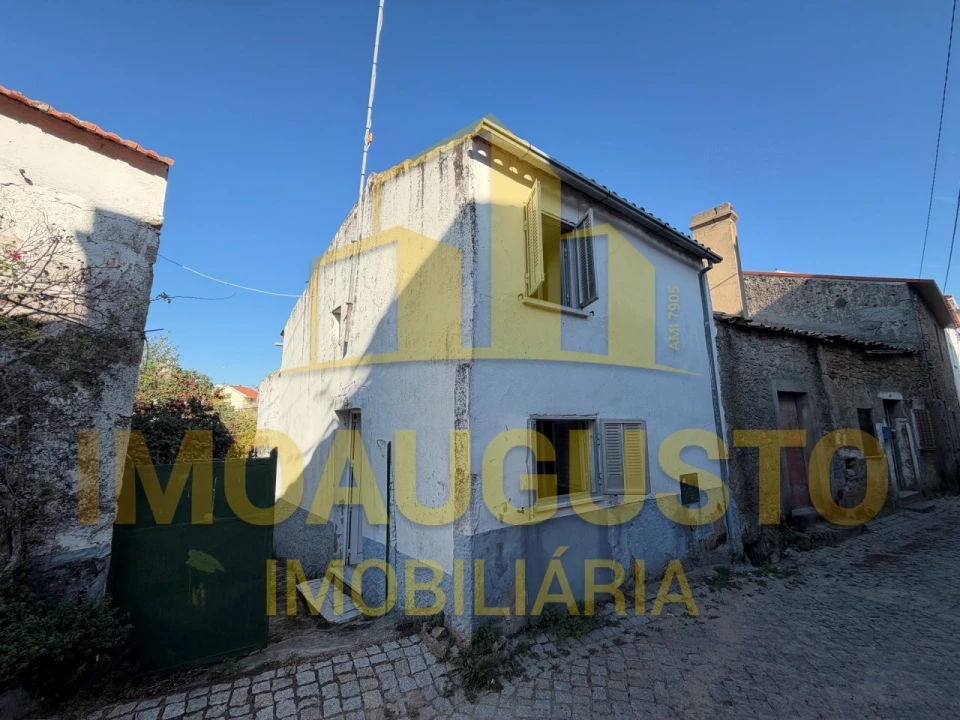 Moradia T2 para Venda em Aldeia da Ponte Foto 9