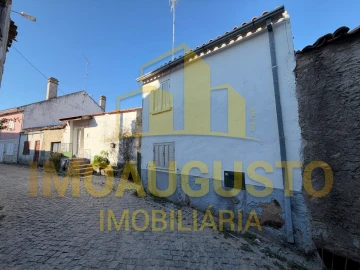 Moradia T2 para Venda em Aldeia da Ponte