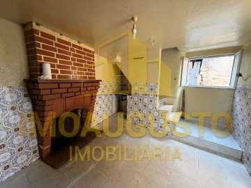 Moradia T2 para Venda em Aldeia da Ponte
