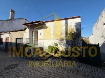 Moradia T2 para Venda em Aldeia da Ponte