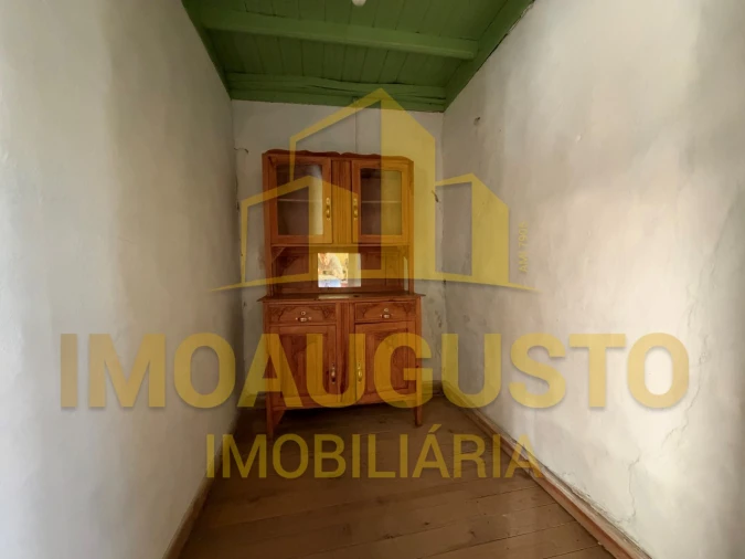 Moradia T2 para Venda em Aldeia da Ponte Foto 7