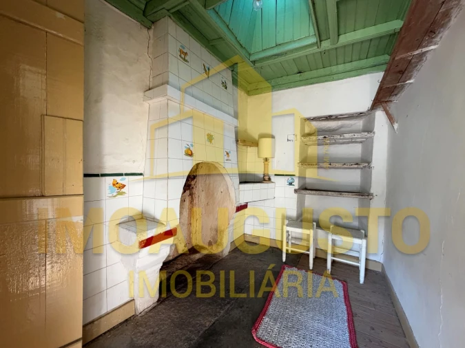 Moradia T2 para Venda em Aldeia da Ponte Foto 4