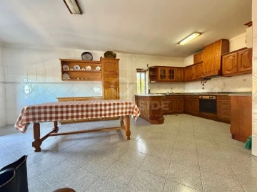Moradia T4 para Venda em Póvoa de Atalaia e Atalaia do Campo