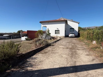Moradia T4 para Venda em Póvoa de Atalaia e Atalaia do Campo
