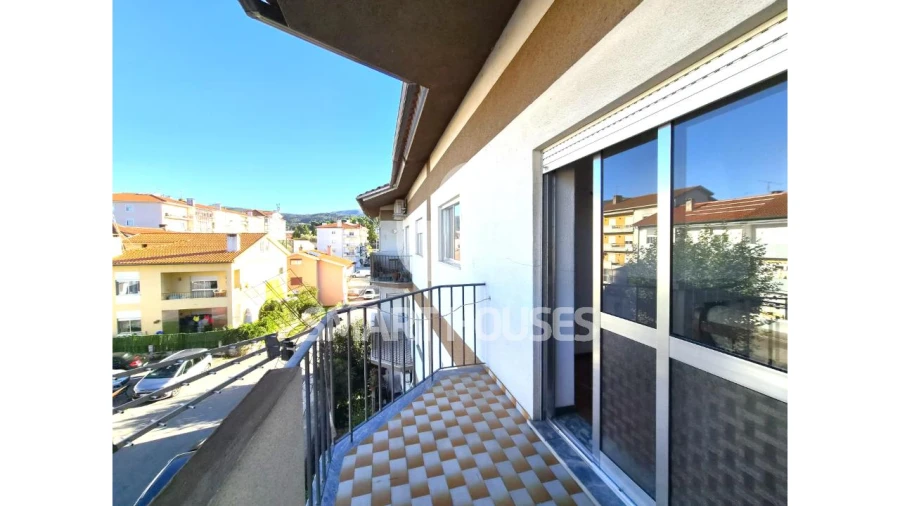 Apartamento T3 para Arrendamento em Arganil Foto 6