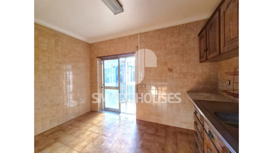 Apartamento T3 para Arrendamento em Arganil Foto 13