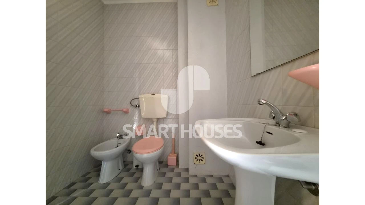 Apartamento T3 para Arrendamento em Arganil Foto 32