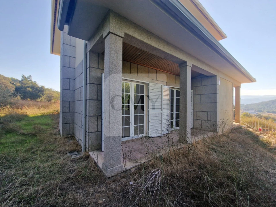 Moradia T3 para Venda em Vidago, Arcossó, Selhariz, Vilarinho Paranheiras Foto 3