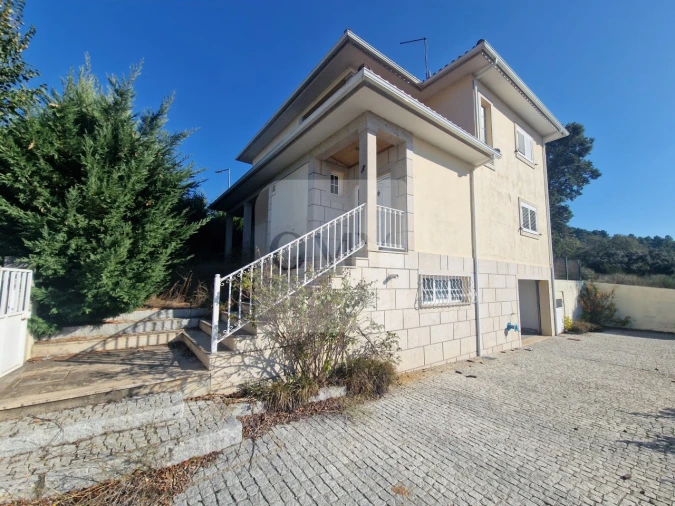 Moradia T3 para Venda em Vidago, Arcossó, Selhariz, Vilarinho Paranheiras Foto 4