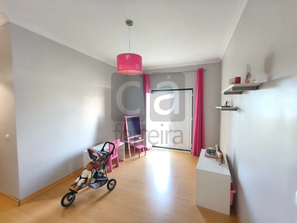 Moradia T3 para Venda em Fazendas de Almeirim Foto 28