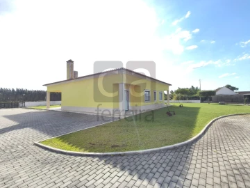 Moradia T3 para Venda em Fazendas de Almeirim