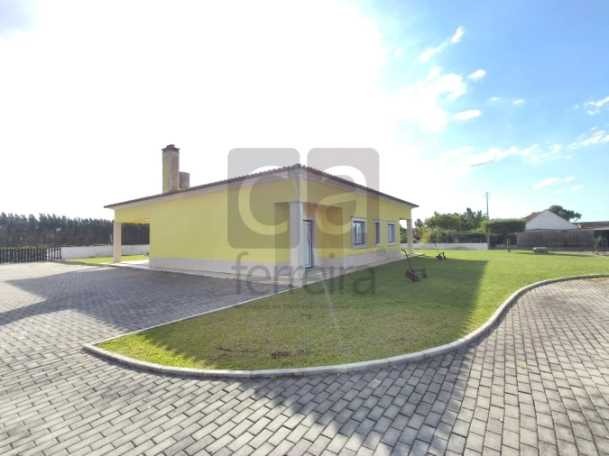 Moradia T3 para Venda em Fazendas de Almeirim Foto 10